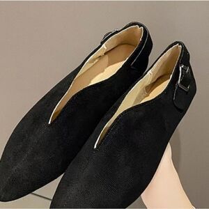 Black Pointy Toe Flats